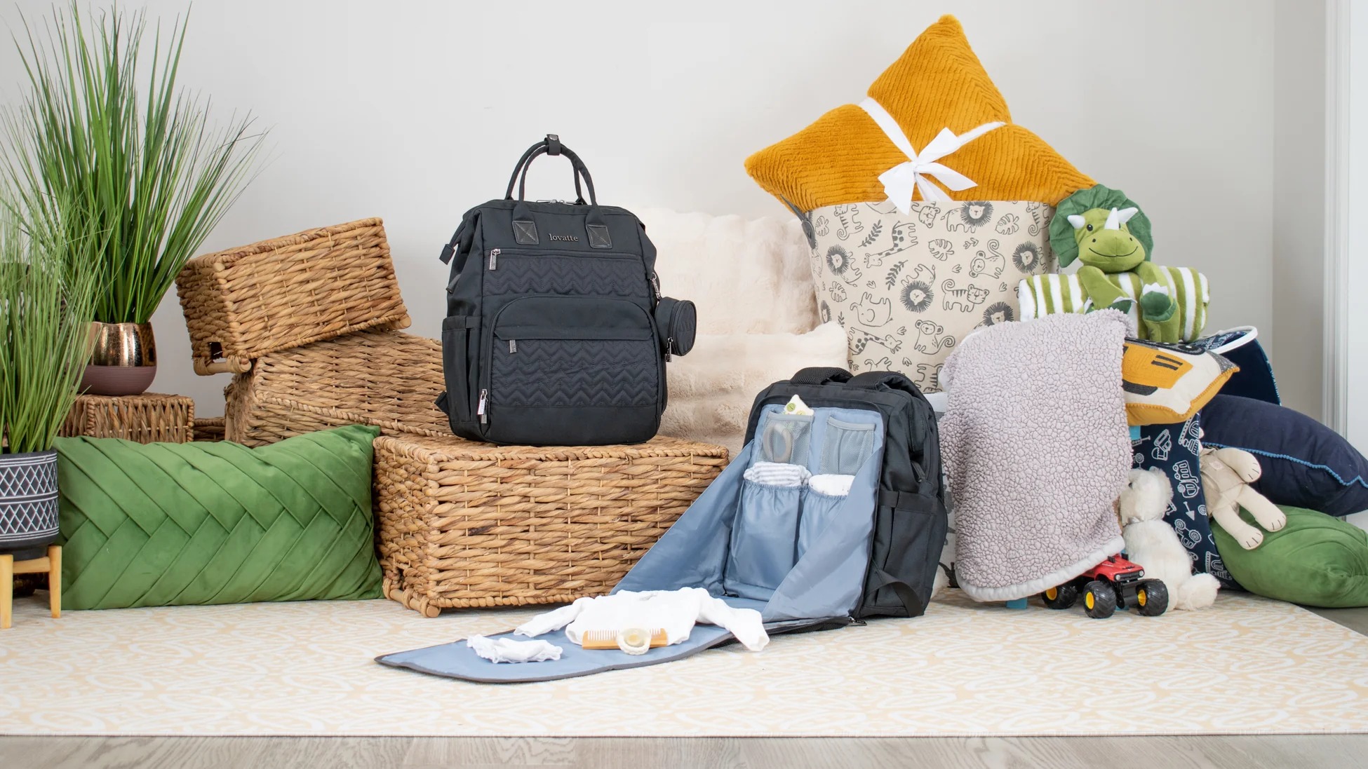 The Evolution Of Diaper Bags: From Simple To Sophisticated